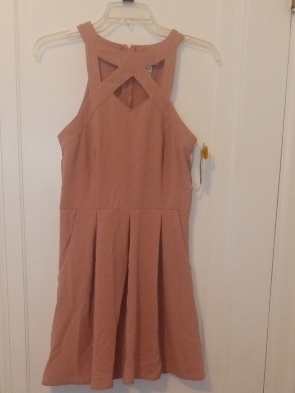 NWT Sleeveless Cross accent at chest Fit & Flare Dress in Dusty Rose medium